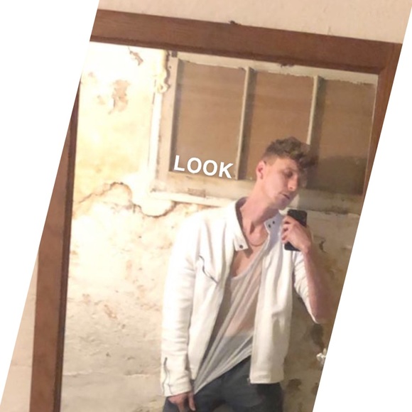 👽💙 ✨Instagram | chasmlore ✨💙👽 - Picture 3 of 4